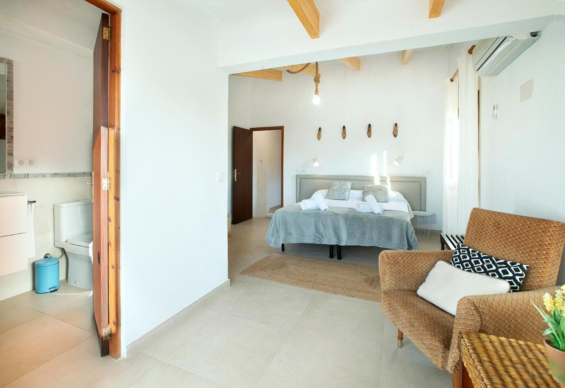 Gato By Vintage Travel Puerto Pollensa